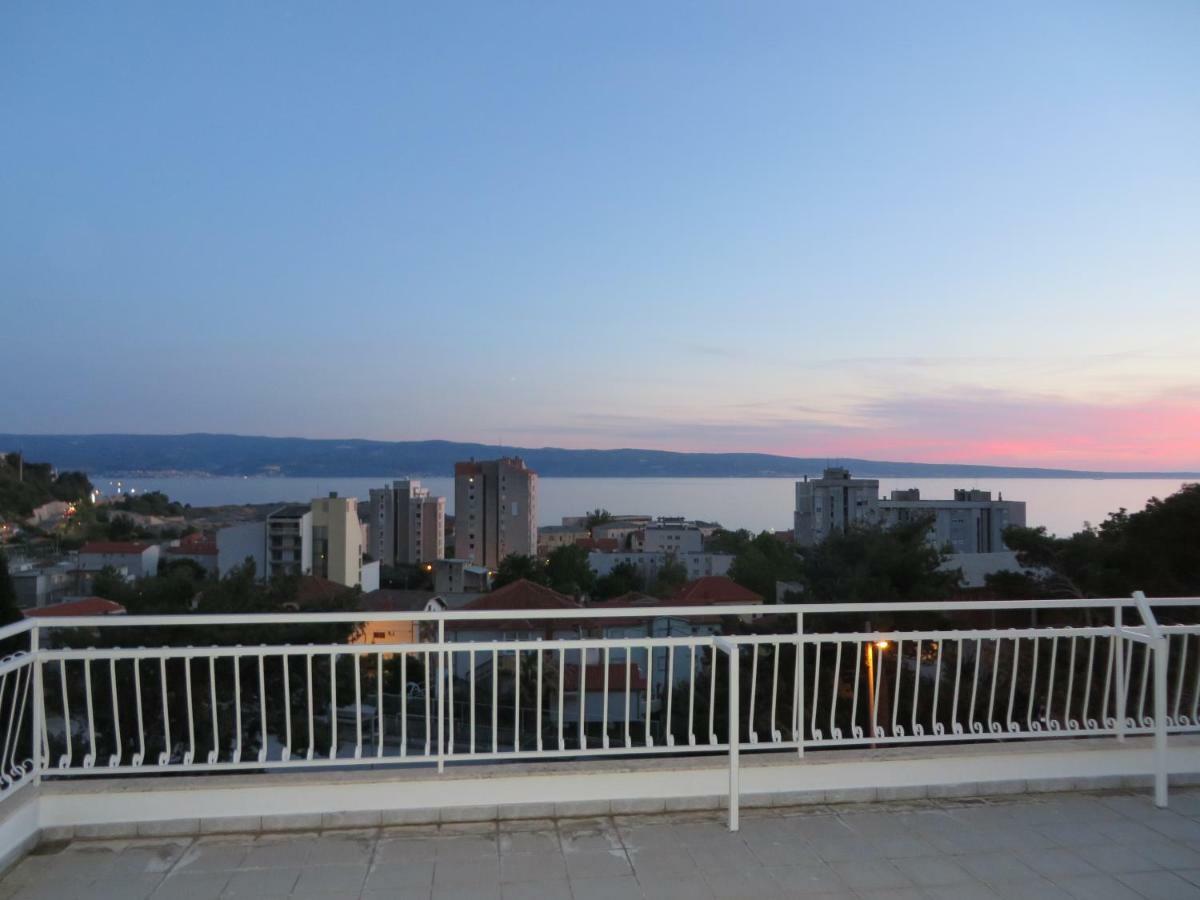 Apartmani Raos Dugi Rat Bagian luar foto